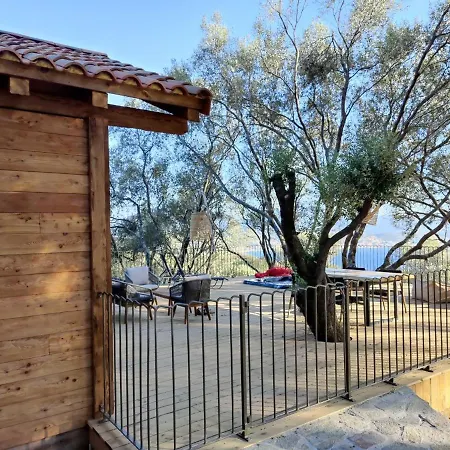 Ξενοδοχείο με διαμερίσματα Licciola 4*