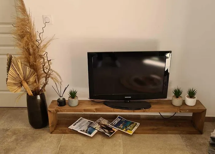 Licciola Aparthotel 4*