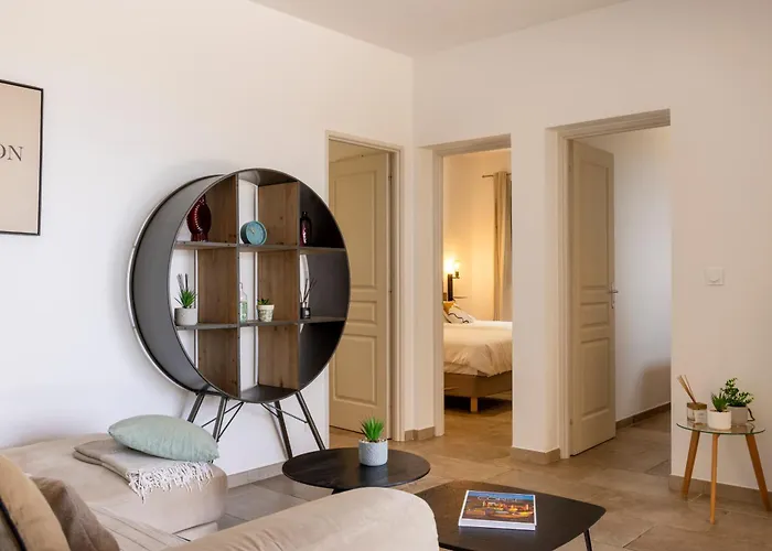 Licciola Hotel apartamentowy 4*